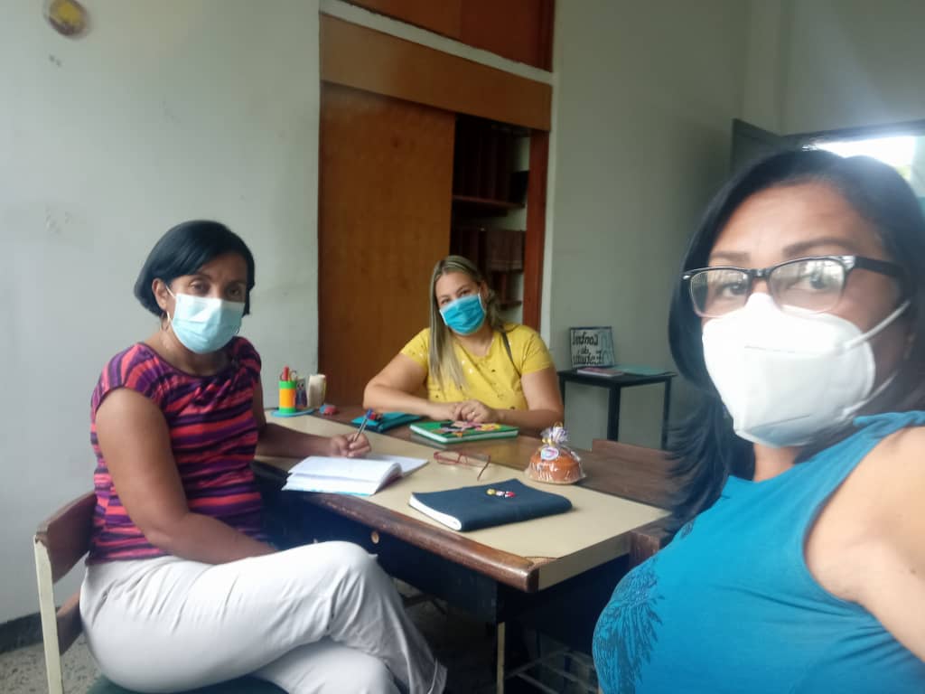 UNEM Samuel Robinson UTGU Miranda, UlGU Tomás Lander Actividades:Registro Manual de estudiantes,   reunión con la profesora Alexandra Martínez  Colectivo Académico UTGU Miranda .  Socializando documentos Unidades Curriculares del Plan de Estudios <a href="/SomosUnem/">SOMOS UNEM</a> <a href="/MelysGarcia/">Melys García</a>