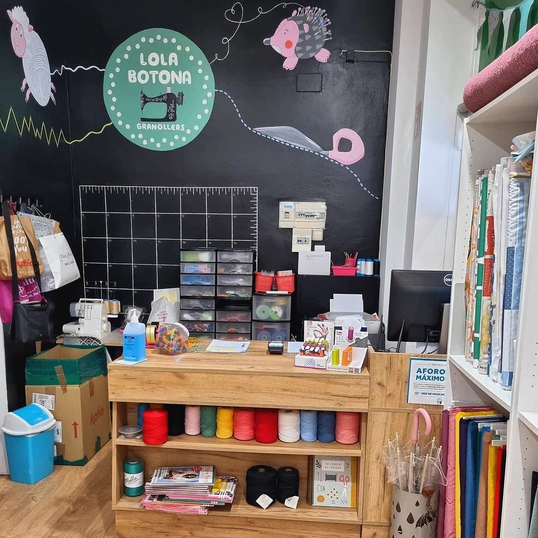 Cookiru3's tweet image. 🤩 ¿Quieres afilar con nosotros en #Granollers?

✌🏼¡Estrenamos colaboración con la mercería @lolabotonagranollers (Fernao Magallanes, 6)! ¡Solo tienes que acudir ahí para aprovechar nuestro servicio! 

#Afiladores #Cuchillos