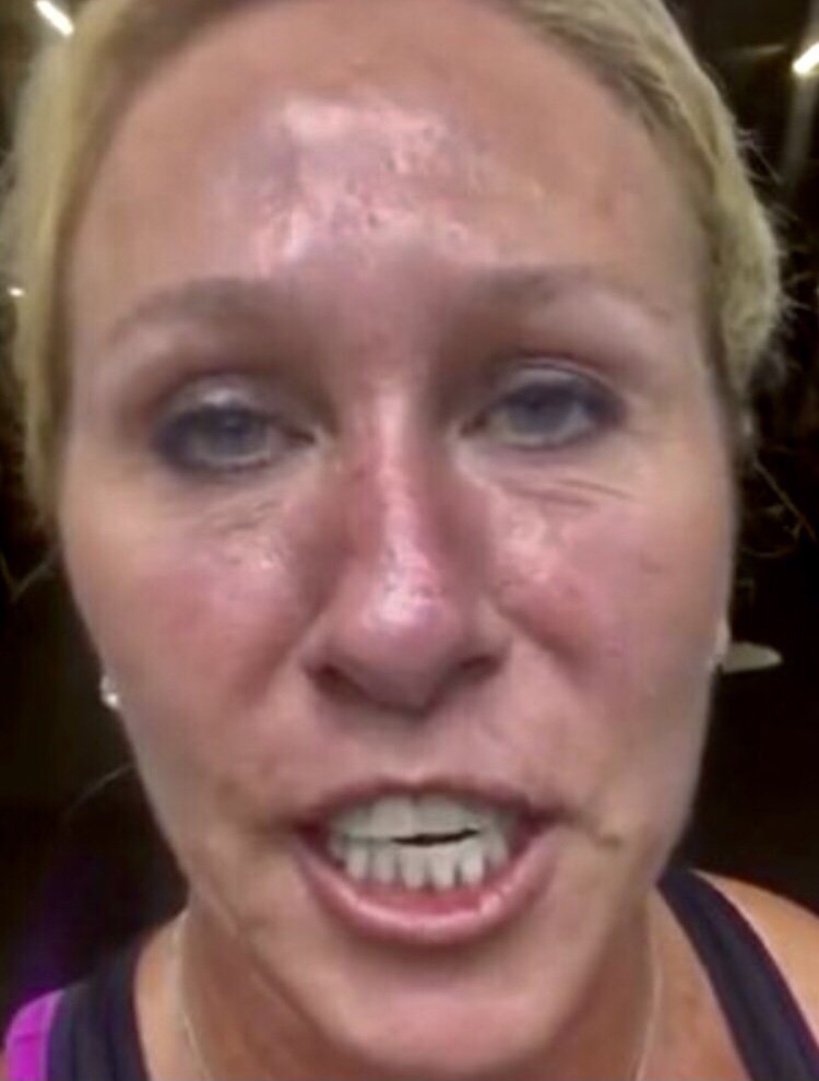 DwightMarshal19's tweet image. How do you want me to say it?...#PlainAndSimple
Ok the woman on the left is bitter and ugly!.. just the truth.....