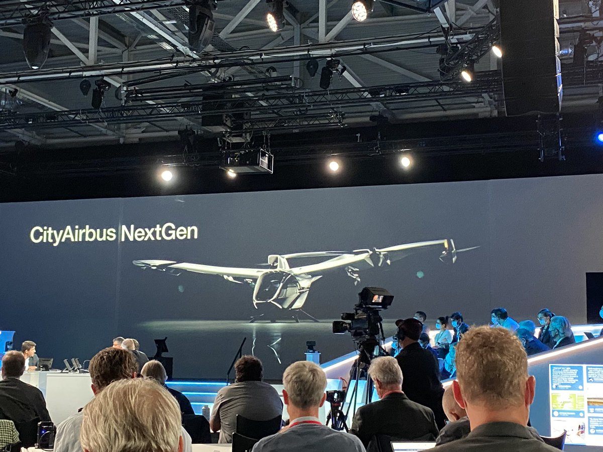 Airbus this afternoon unveiling the CityAirbus NextGen, a fully-electric 4 seat #eVTOL. Designed to be certified under the EASA special condition eVTOL. 

By the numbers: 80km range, 120kph cruise speed, 65 (cruise) to 70 (landing) decibel noise output. #AirbusSummit
