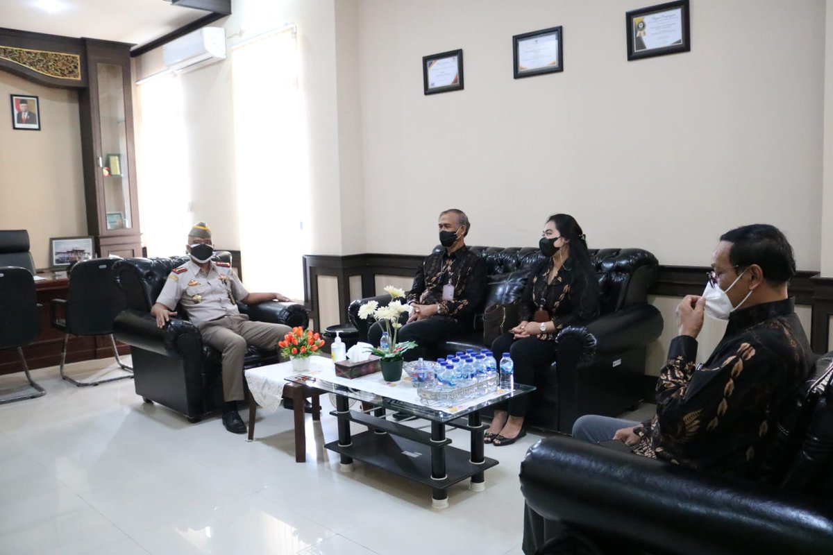 Dalam sambutannya, Kepala @KarantinaDPSR menuturkan, "Semoga dengan adanya kerja sama antara kedua belah pihak ini, akan memberikan konstribusi positif dalam hal peningkatan kompetensi SDM dan hal lain yang mendukung peningkatan produksi sektor pertanian di Bali."