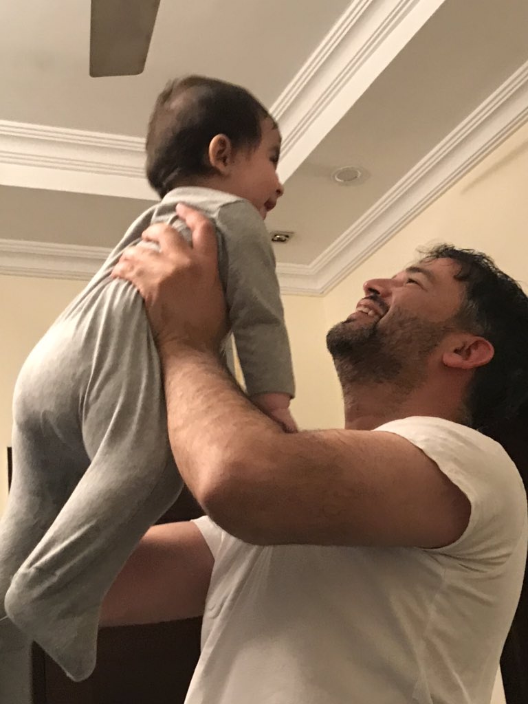 Happy 1 st Fathers Day <a href="/uqbahmalik/">Uqs Malik</a> #bestbabaever 💙