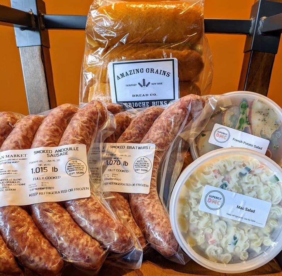 SuperflyDMC's tweet photo. Albuquerque, it’s been real. Pick up our Pork Adovada Burrito while you still can! 😍🌯 We can’t forget about Father’s Day, either. Order one of these 3 All-In-One Griller Packs for the dad in your life! #superflydmc ❤️🧡💛 https://t.co/kCANQPeBkz