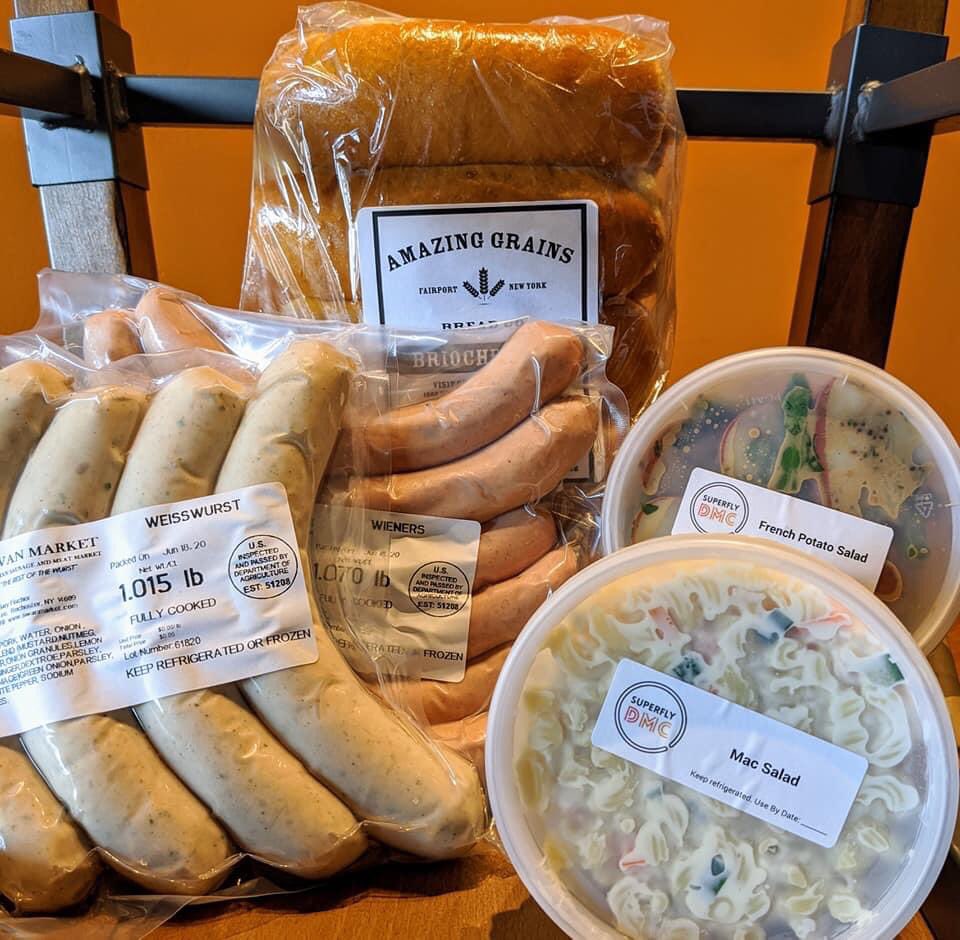 SuperflyDMC's tweet photo. Albuquerque, it’s been real. Pick up our Pork Adovada Burrito while you still can! 😍🌯 We can’t forget about Father’s Day, either. Order one of these 3 All-In-One Griller Packs for the dad in your life! #superflydmc ❤️🧡💛 https://t.co/kCANQPeBkz