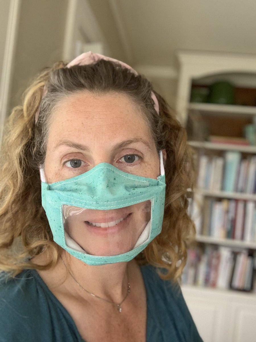 SheCrafty's tweet image. As someone who is #HardOfHearing, I have struggled to #understand people through their #facemask. These masks make a big difference. ###BeSafeBeUnderstood.  #Deaf , #accessibility, #ELL, #ESL #DeafBlind, #SeeToHear, #MyMaskProtectsYou etsy.me/3eptz8H