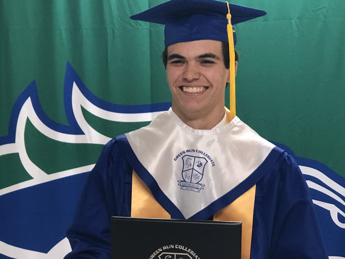 PowerMom73's tweet photo. So proud of this kid, this school, this campus, this moment. Thank you @grcollegiate and @GRHS_Stallions. Cannot even begin to express my gratitude. #stallionpride #VBCPSGrad2020 @vbschools https://t.co/1OzRiRYwrJ