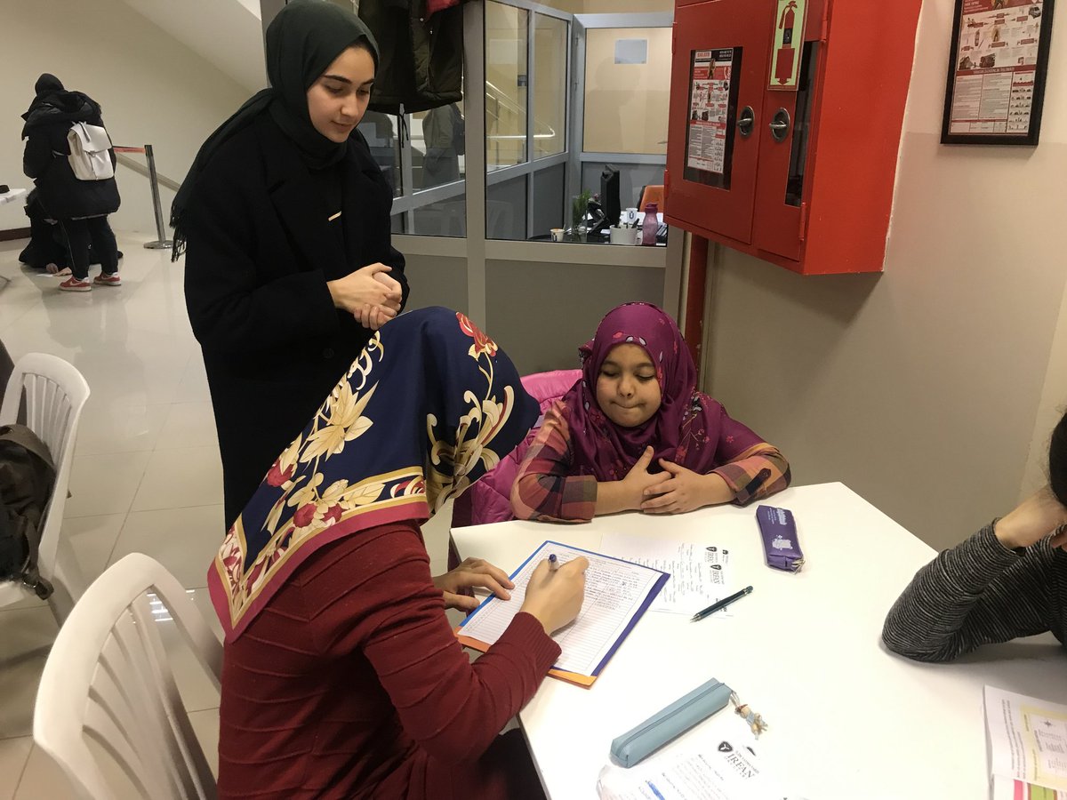 Dünya Mülteciler Günü✌🏼
"Zayıf daima adalet ve eşitlik ister hâlbuki bunlar kuvvetlinin umrunda bile değildir." Aristoteles
•
World Refugee Day✌🏼