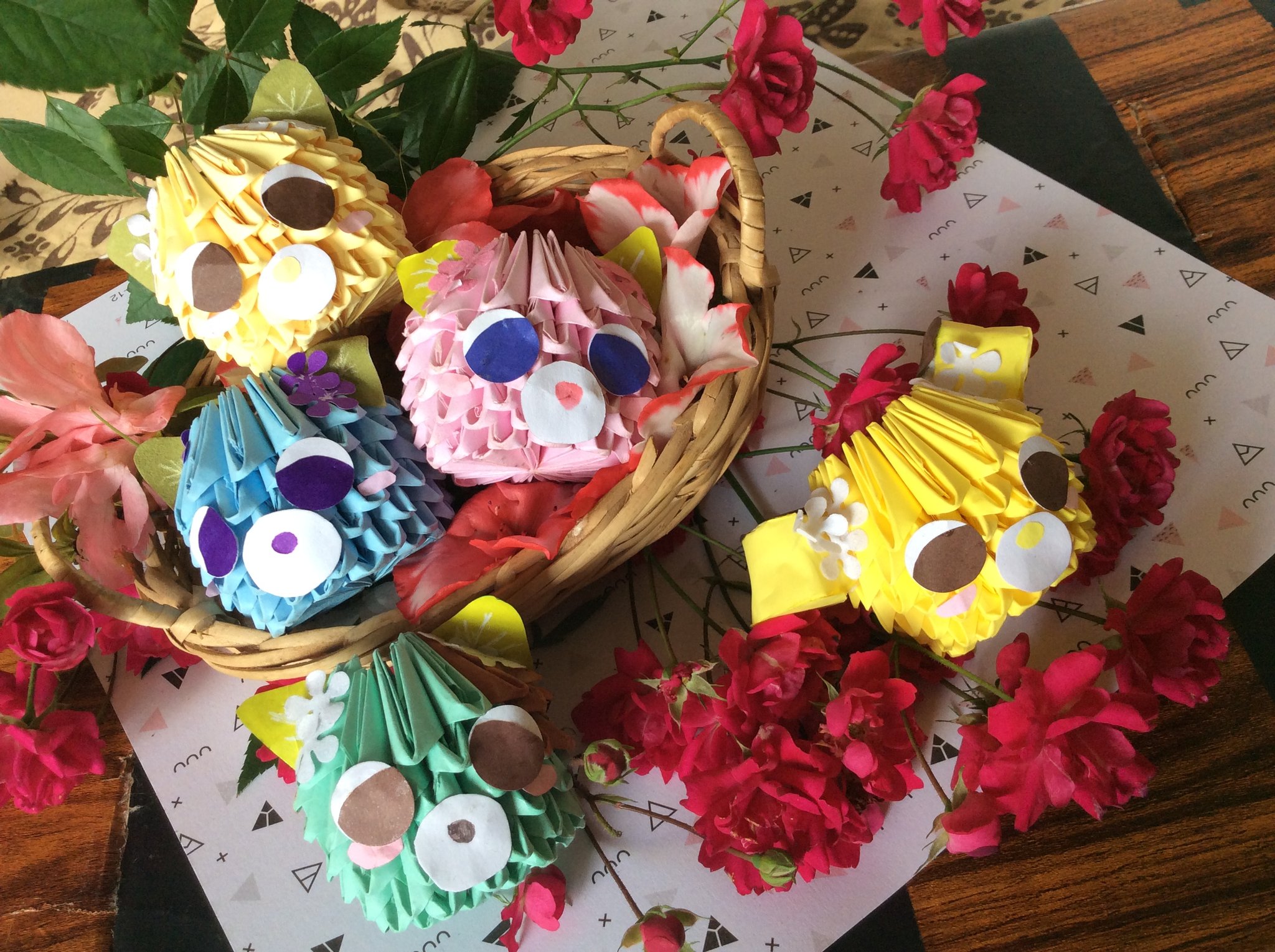 さゆり A Twitter ブロック折り紙でお茶犬のキャラクター作ってみた 灬º º灬 作ったキャラ リョク ハナ ストロベリー サクラ ラン ソー ミン プリン お茶犬 ブロック折り紙