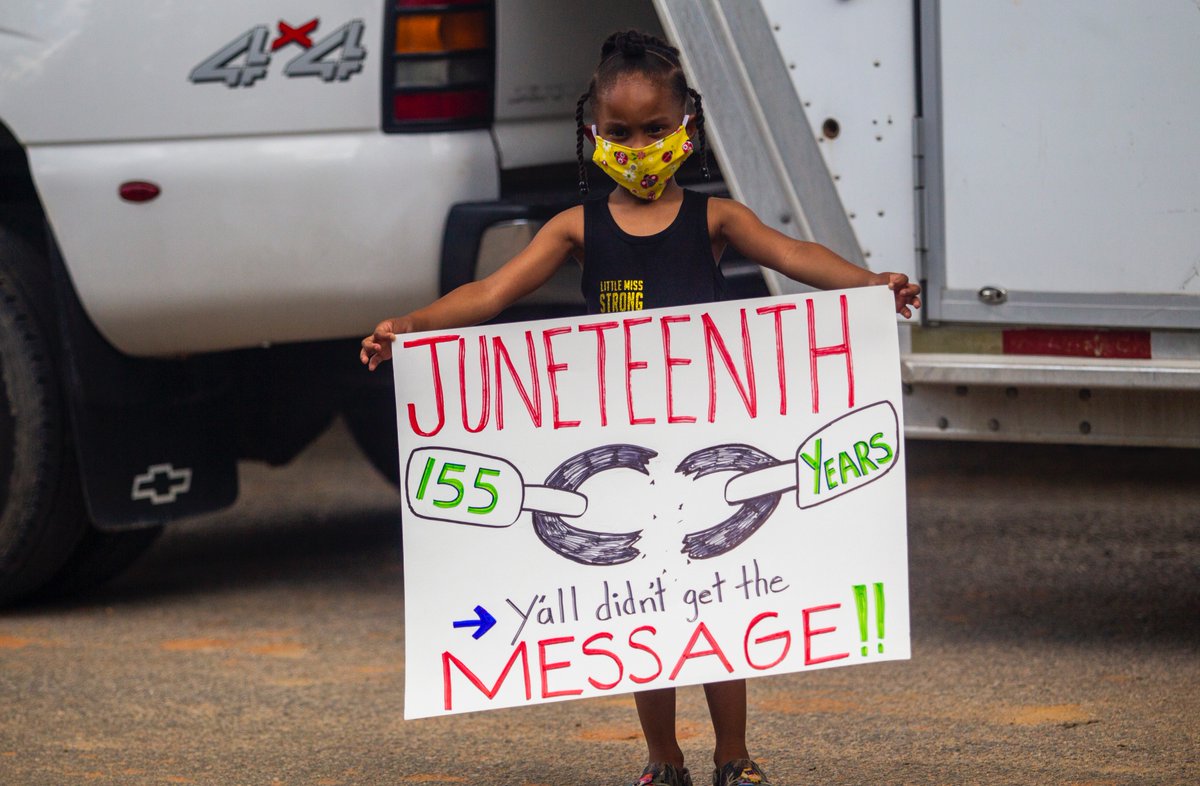 Photo thread 2.)  #JUNETEENTH2020    #raleighprotests  #BLM  #GeorgeFloydProtests  #RaleighNC