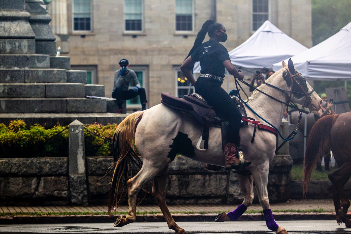 Photo thread 5.)  #JUNETEENTH2020    #raleighprotests  #BLM  #GeorgeFloydProtests  #RaleighNC