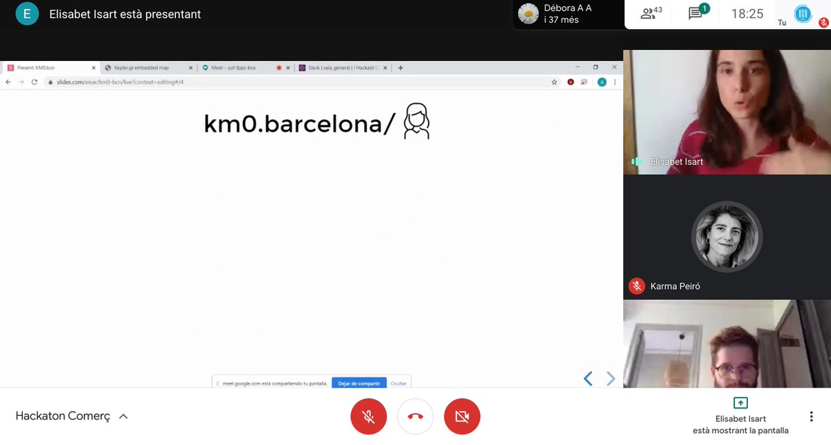 iopendatabcn's tweet photo. 🔵🗣️ “Amb km 0 Barcelona volem connectar usuaris i comerciants sota el paraigües de l’administració per generar confiança entre usuaris i comerciants”. A l’aplicatiu, cada comerç estaria certificat amb KM0. Una proposta de l’equip 14. Seguim! #hackomercbcn https://t.co/e81zSFHhyS