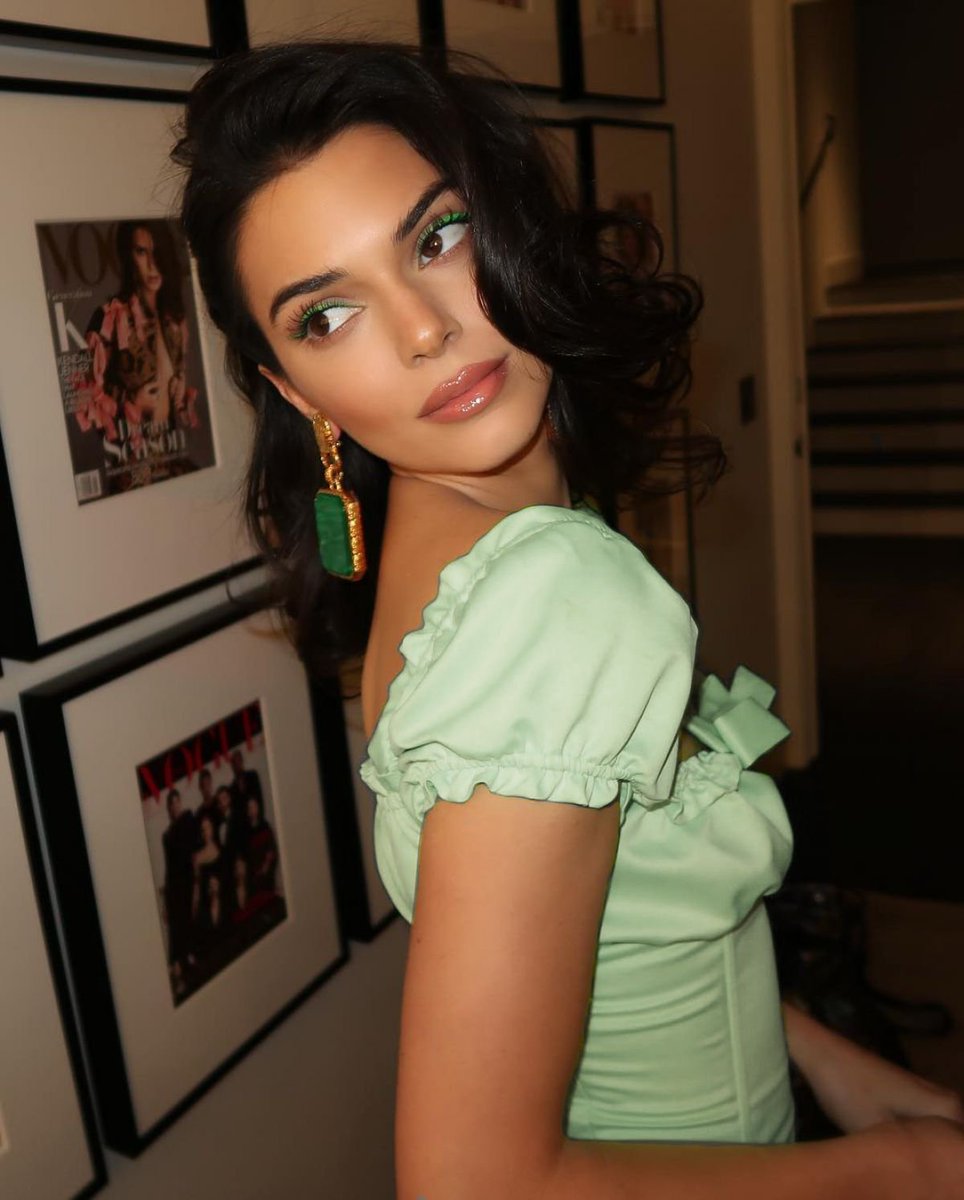 VF0RVANESSA's tweet photo. ๐
๐๐๐ ๐๐๐ & ๐๐,
there's nobody in the world who deserves a life filled with love more than you do. seeing how happy you are today, it is obvious that you're getting your forever and i can't wait to celebrate that with you.
โ ๐๐๐๐๐๐๐ โก
#JTGOTOLIED #SAINTSSELFIES https://t.co/2VBkkttcQZ
