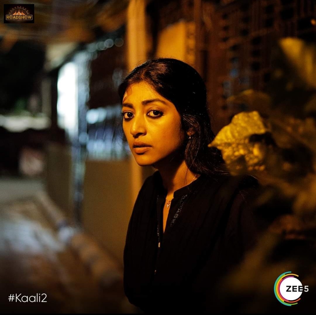 Everyone is of the same opinion. The web series, Kaali is unmissable!

Watch #Kaali streaming now, only on #ZEE5

Watch now: bit.ly/Kaali2_Hindi

@paoli_d @paramspeak #ChandanRoySanyal #RahulBanerjee @Aritra_Dreams #AbhimanyuMukherjee @Roadshow_Films #RohanGose @EskayMovies