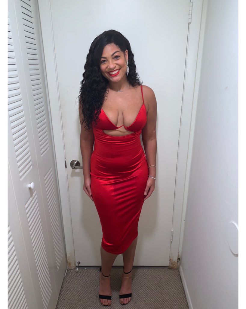 _amarishareese's tweet photo. Apparently I looked like Valentine’s Day last night buttttt #JumpmanYear https://t.co/1MYyei0ThS