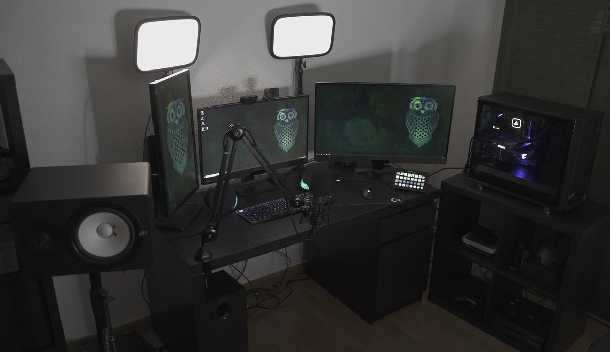 Cade_YT's tweet image. Cuando os enseñe los nuevos perifericos de @LogitechG_ES os dije que os mostraria el resultado final. Y aunque subi el video donde mostraba todo el setup, os dejo esto por aqui por si lo quereis ver