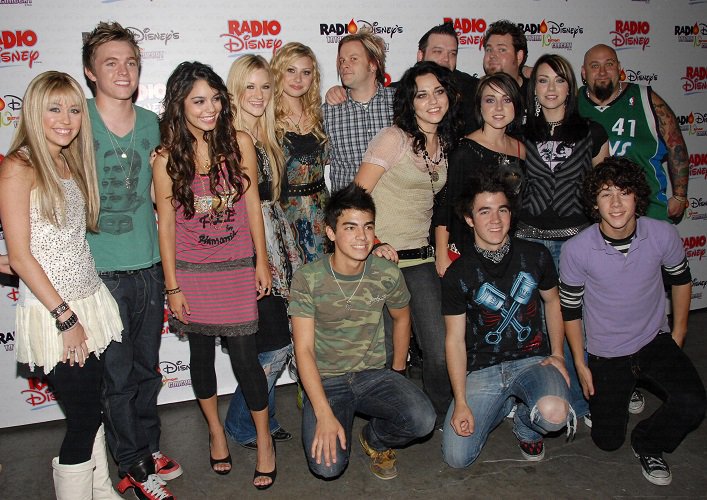 July 22, 2006: Miley Cyrus and Nick Jonas both attended Radio Disney’s Totally 10th Birthday Concert. Nick wore the same shirt he had worn on the day he met Miley, which she said she hated.