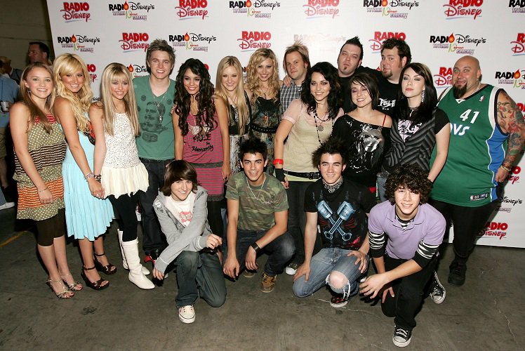 July 22, 2006: Miley Cyrus and Nick Jonas both attended Radio Disney’s Totally 10th Birthday Concert. Nick wore the same shirt he had worn on the day he met Miley, which she said she hated.