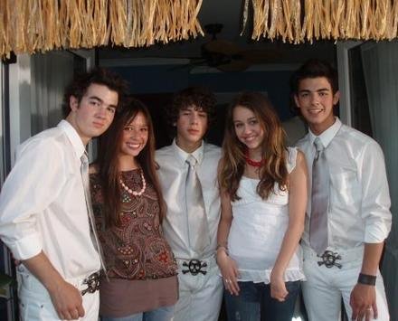 Miley Cyrus visited Nick Jonas on the set of the music video for Year 3000 [Summer 2006]