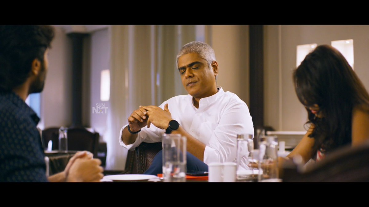 Chitra who wants money to pursue her dreams thinks of restoring her Food Truck Biz plan with Prashant as the chef. He arrogantly refuses her deal, but ironically falls for his to-be father in law's condition. Prashant again reaches to Chitra helplessly, and biz begins.