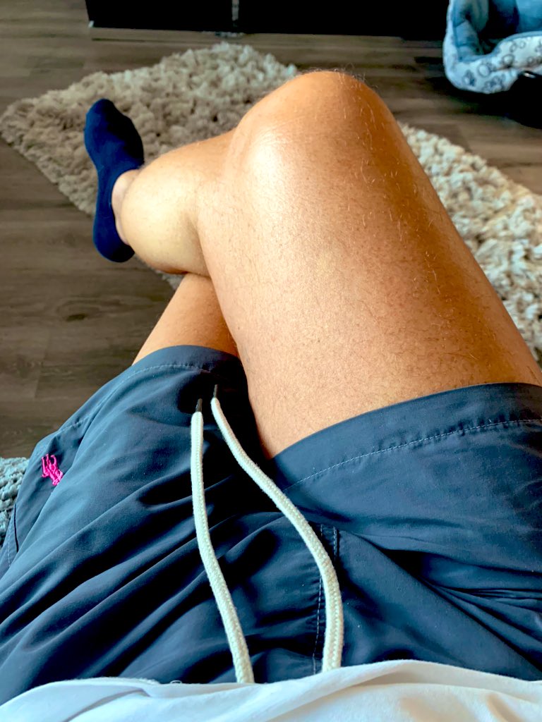 ralpha060461's tweet photo. Watching my third match of the day #WHUWOL #Footballoverdose hope you’re having a great day 😀 https://t.co/Q5UpWy1uvs