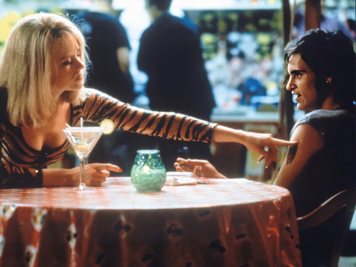 Happy birthday to Joaquin Phoenix's Co-Star in 'To Die For', Nicole Kidman, image size:1200x902