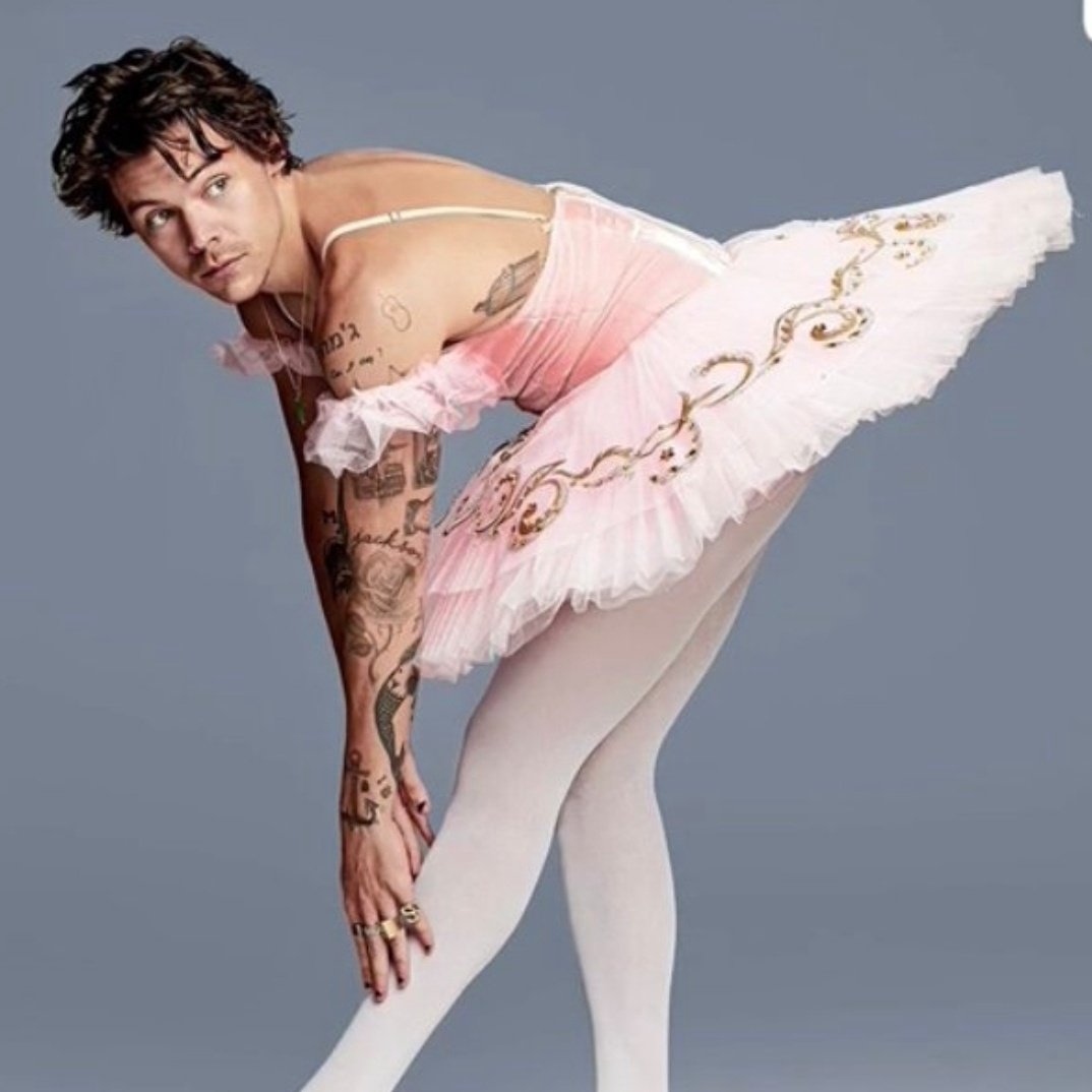 _Harryssmjle_'s tweet photo. "𝑫𝒐 𝒘𝒉𝒂𝒕𝒆𝒗𝒆𝒓 𝒎𝒂𝒌𝒆𝒔 𝒚𝒐𝒖 𝒉𝒂𝒑𝒑𝒊𝒆𝒔𝒕 𝒊𝒏 𝒕𝒉𝒆 𝒘𝒐𝒓𝒍𝒅." - 𝑯𝑺
#harrystylesislovedparty 🏳️‍🌈 https://t.co/NDJGTugAK0