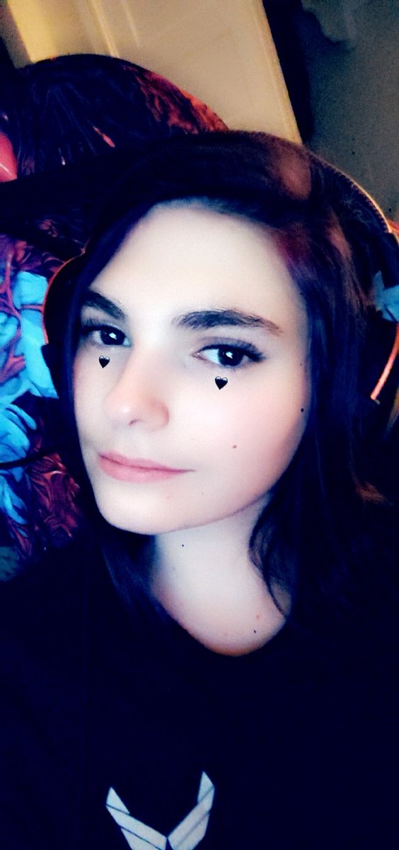 Vilent_GG's tweet photo. New artsy posts and subbie commissions on my onlyfans! #onlyfans #commissions #artwork #gothmodel #streamer https://t.co/EhDg8ulEbM https://t.co/D3jLmT6R1s