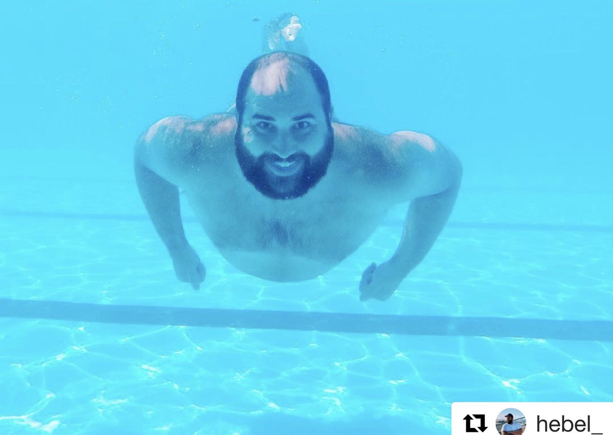 unicomplutense's tweet image. Nos habremos perdido una primavera, pero ¡nos hemos ganado un #VERANO! 
💥Gracias por tu genial 📸 en la piscina de #LaComplutense, @hebel_ 👌
✨✨✨✨✨✨✨✨✨
#besafe #beresponsible #behappy &amp;amp; #enjoythesummer ☀️