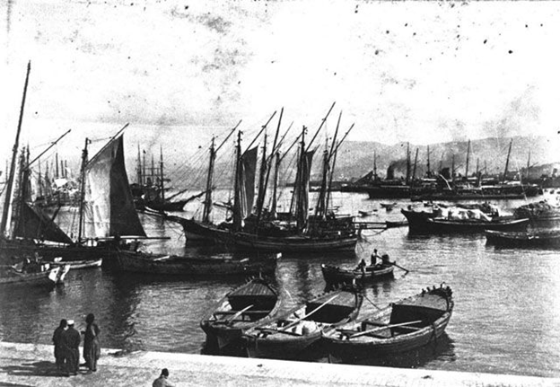 7/Many inhabitants, who had immigrated, returned to Mount Lebanon with significant wealth. This motivated many inhabitants to try their luck in the new world.