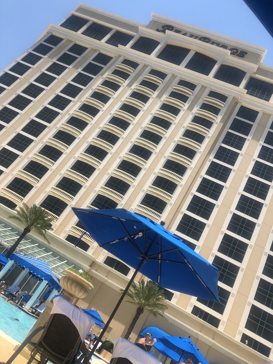 brigrichoux's tweet photo. It’s a Beautiful day at The Beau ☀️ @BeauBiloxi https://t.co/u8fwsXD0Xy