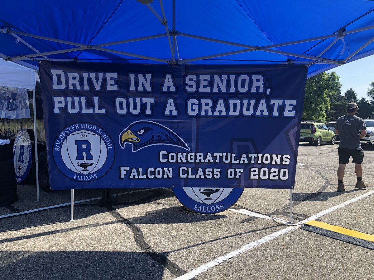 MrsRosellRHS's tweet photo. Congrats Falcons! Hats off to the admin team- what a celebration for our students. #rcsrhsfalcons #RCSgraduation2020 https://t.co/vaJGhbYBjg