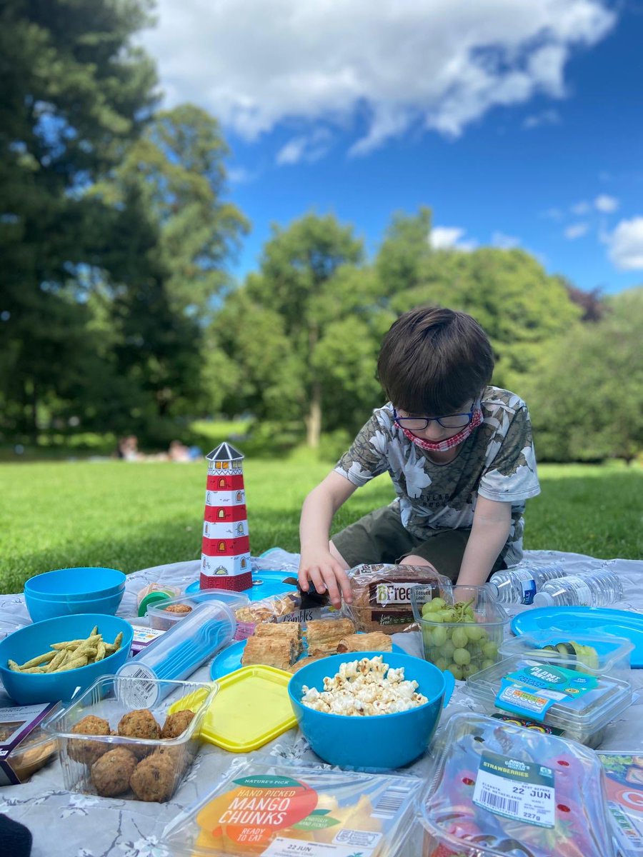 Today was meant to be a day for the community to come together for a vicnic (vegan picnic) in my sister’s memory. We all managed to do it remotely and send photographs to each other though! <a href="/LighthouseLilya/">Lilya's Lighthouses</a> #lilyaslighthouses #bemorevegan
