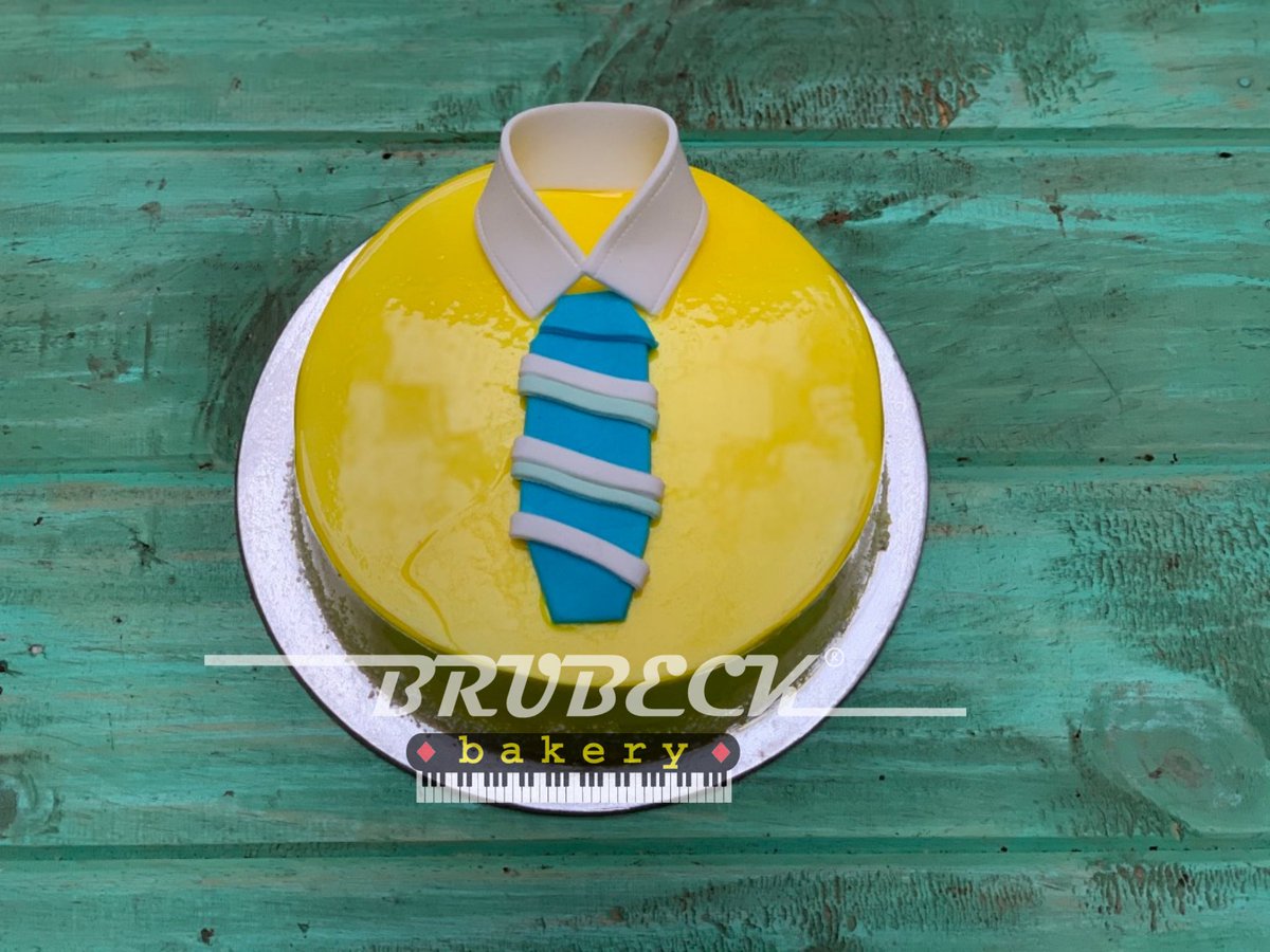 brubeckbakery's tweet photo. Order this Fresh mango cake with a  #fondantcollar and #fondanttie for #fathersday through our website https://t.co/UEpM3bEYCH or just call us at 8055556658. Stay Safe !! #brubeckbakeryjamshedpur #brubeckfondantcakes #contactlessdelivery https://t.co/U6WHmvxmie