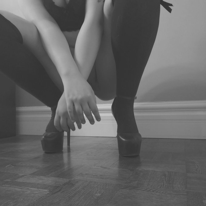 @miss_enviii1 🦄SUBSCRIBE FOR🦄  ♡ FREE vid  ♡ FREE 1:1 conversations ♡ Access to all pics n vids ♡ FREE<a class="tags" target="_blank" title="On Twitter" href="/?out=eyJ0eXAiOiJKV1QiLCJhbGciOiJIUzUxMiJ9.eyJpYXQiOjE3MjU4ODU2NTcsImlzcyI6InR3cG9ybnN0YXJzLmNvbSIsIm5iZiI6MTcyNTg4NTY1NywiZXhwIjoxNzU3NDIxNjU3LCJyZWRpcmVjdF91cmwiOiJodHRwczovL3R3aXR0ZXIuY29tL21pc3NfZW52aWlpMSJ9.q_0efaWl4lTiRv_vN_9pbd2yTiLf497lksLJWxhfwYQQjDIurBwGuWWk7t07Op_Hvjq5E7vLex-00MzpTAXr4w">@miss_enviii1</a><a href="/tag/vibes"class="tags"><span>#vibes</span></a><a href="/tag/chillin"class="tags"><span>#chillin</span></a><a href="/tag/cozy"class="tags"><span>#cozy</span></a><a href="/tag/giphy"class="tags"><span>#giphy</span></a>