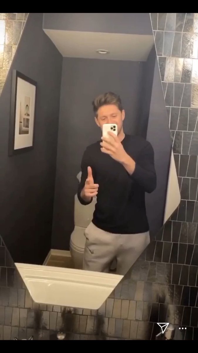 7/10-i have mixed feelings about this one-he looks cute and soft and the lighting is 10/10 -however he is in a bathroom and i don’t want to think about him shitting luv 