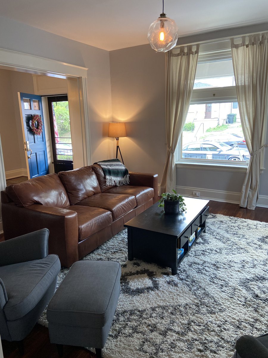 LisaGrahamCBRNE's tweet image. Charming home in Saint Bernard for sale. 5 bedrooms! Brand new kitchen! Fresh paint! Beautiful staircase. Screened in back porch! 84 Albert St call me for your private tour 513.706.8540 #cbws #coldwellbankerwestshell #coldwellbanker #justlisted #buyahome #cincyrealestate