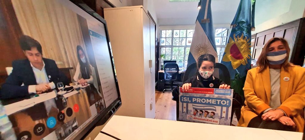 ZamoraJulio's tweet photo. Nuestra vecina Uma Dominguez del Instituto Manuel Estrada de Benavídez, hoy participó en el acto virtual encabezado por el Gob. @Kicillofok para conmemorar el #DíaDeLaBandera y a su creador Manuel Belgrano, en el 200 aniversario de su fallecimiento (1/2). https://t.co/6Zw7IdZCZg