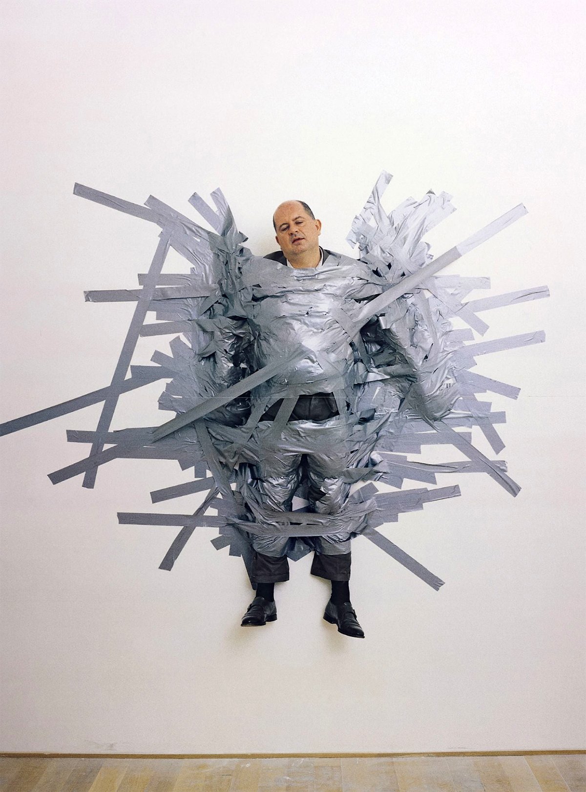 Maurizio Cattelan  マウリツィオ・カテラン マウリツィオ・カテラン｜Maurizio Cattelan – Study：大阪関西