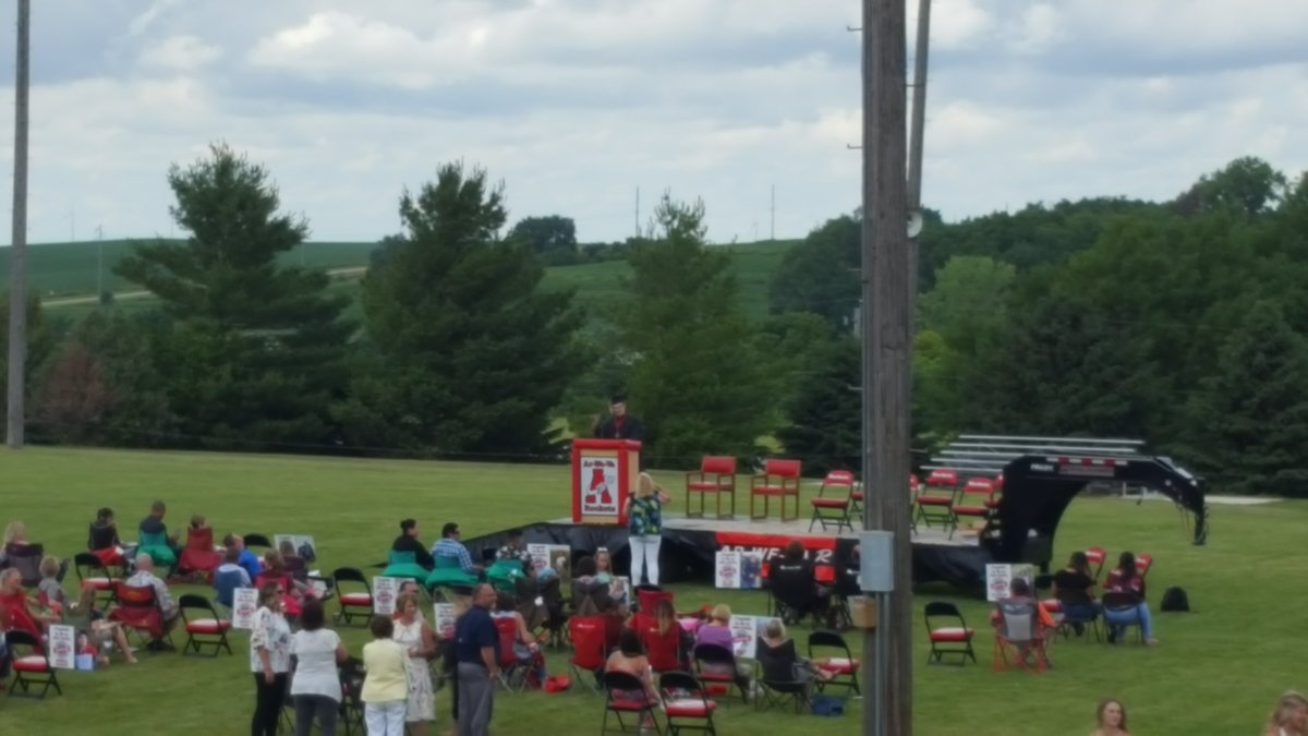 RichStoffers1's tweet photo. AR-WE-VA CSD Class of 2020 almost ready 4 the big GRADUATION ceremony @leslie_luft @ Westside stadium on a gorgeous Sat. aftetnoon! #SweetSixteen #AWVrockets #ClassOf2020 https://t.co/ri0Zrf4Fe5
