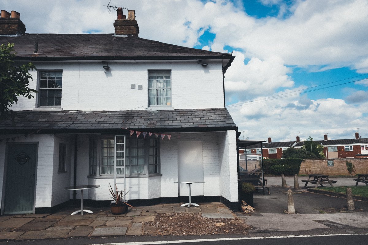 lewisbakerphoto's tweet photo. Scenes from around my area

#documentaryphotography #vncollective #photography #slough https://t.co/k48RWT5jY8