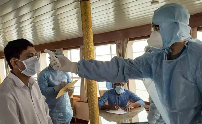 Delhi reports record surge of 3,630 #COVID19 cases, tally over 56,000 ndtv.com/delhi-news/cor…