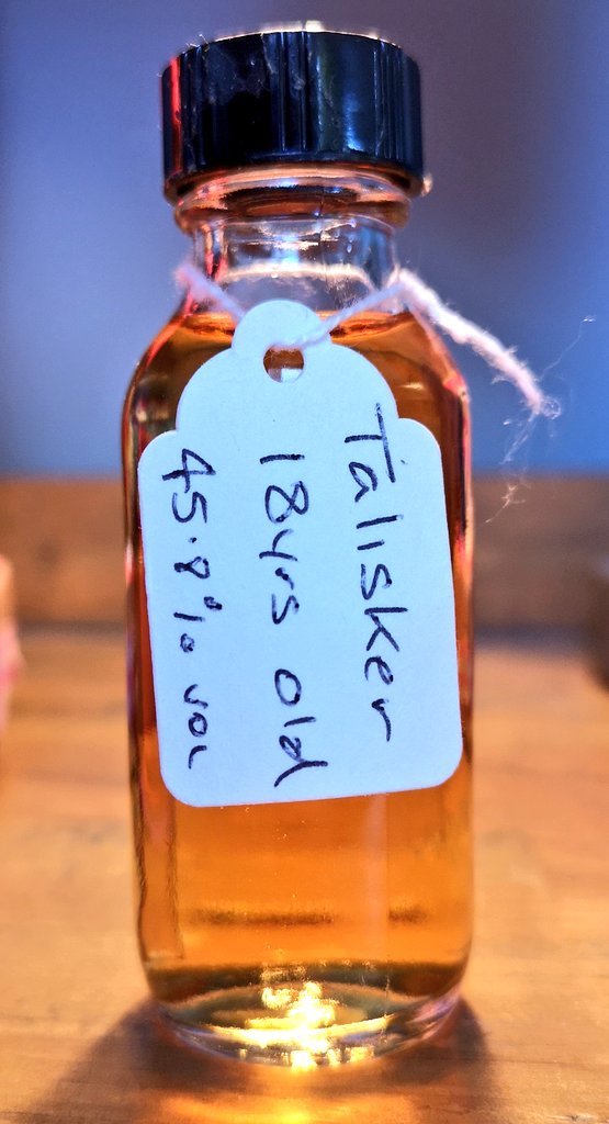 WesWhiskyDave's tweet photo. I think tonight calls for a lovely #drample from @bigbaddod. Very grateful for this sample of @TaliskerWhisky 18 year old - it's been a long time since I've tried it. https://t.co/17wsrJ35it