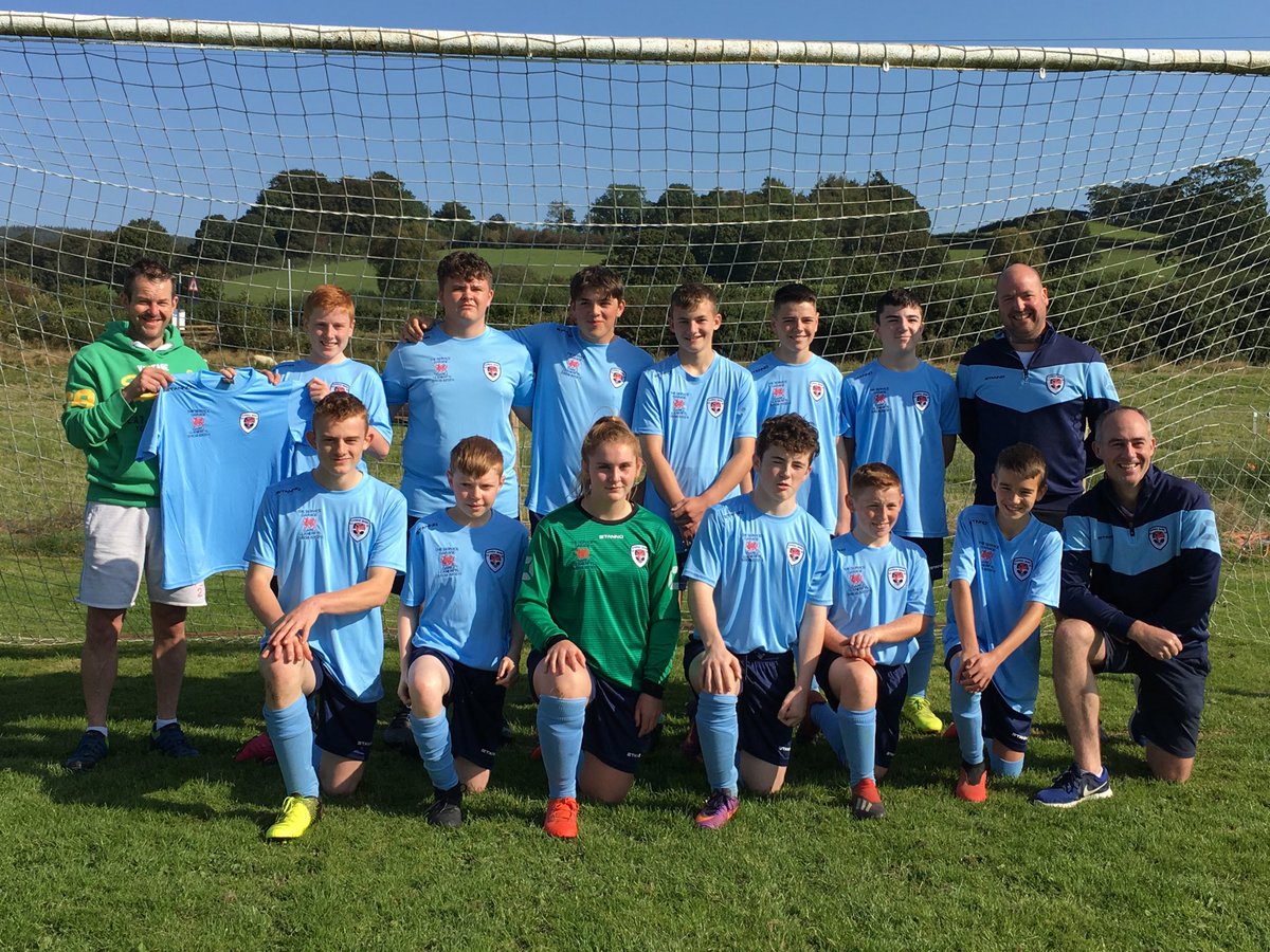 garethchapman74's tweet photo. ⁦@DyffrynBanw⁩ fc U14 crowned joint champions with Caersws on ppg average.Amazing achievement by this brilliant bunch . So proud of each and every one of them . Congratulations to Caersws who are worthy joint champions 👍🏻👏... can’t wait for next season !!!! https://t.co/BrYEMv2nnh