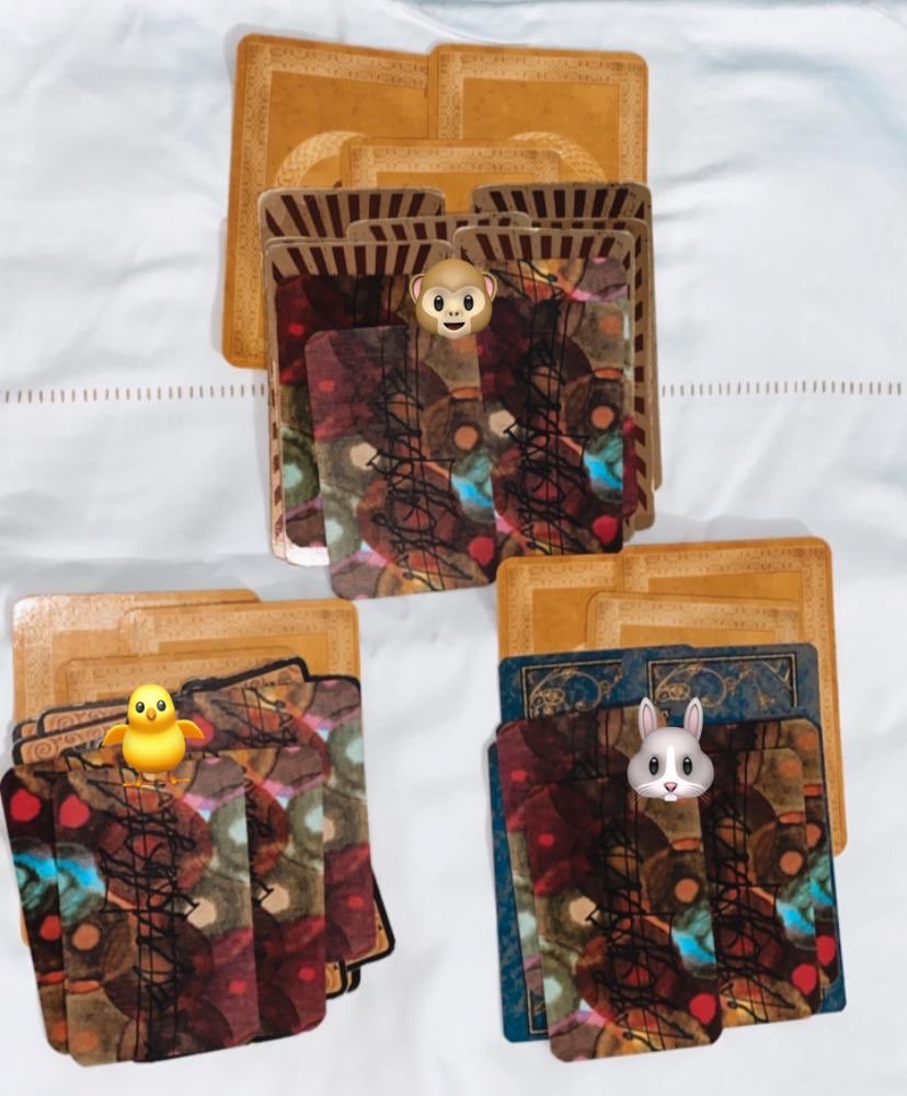 Maymun-Civciv-Tavşan 
Video gelene kadar bir deste seç atayım dedim🌸
200 RT sonra yoruma seçtiği desteyi yazan herkese atacağım dmden❤️
“Aklımdaki kişinin düşüncesi? Aramızdaki problem nedir? Neler olacak?”destesi. 
Ve her desteye bir şarkı ekledim, şarkılarla beraber atacağım🌸