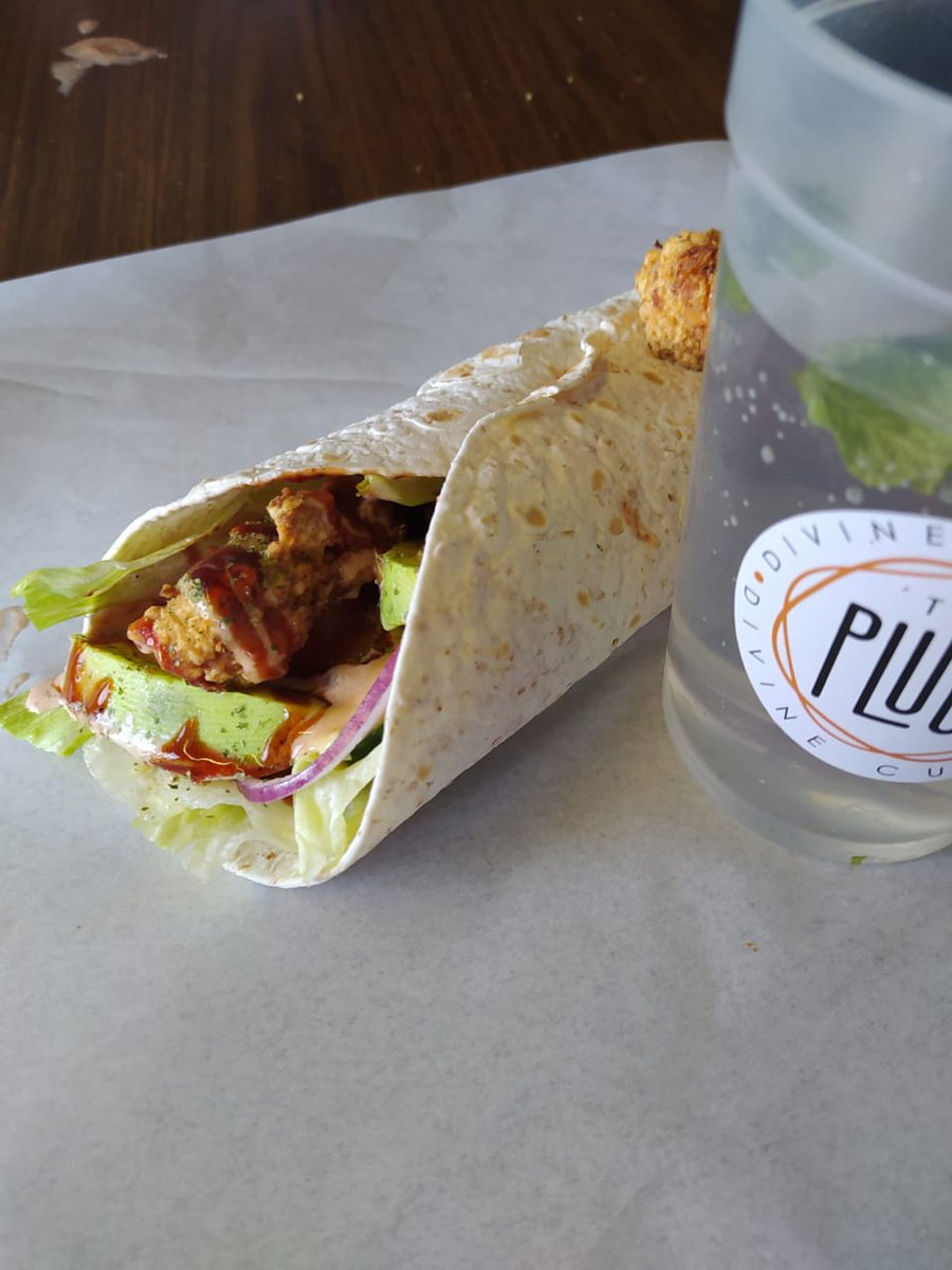 Peranaise Chicken Shwarma! 
The best For the Best 
Come through and dine with us💯🔥
#ThePlugg_ZA