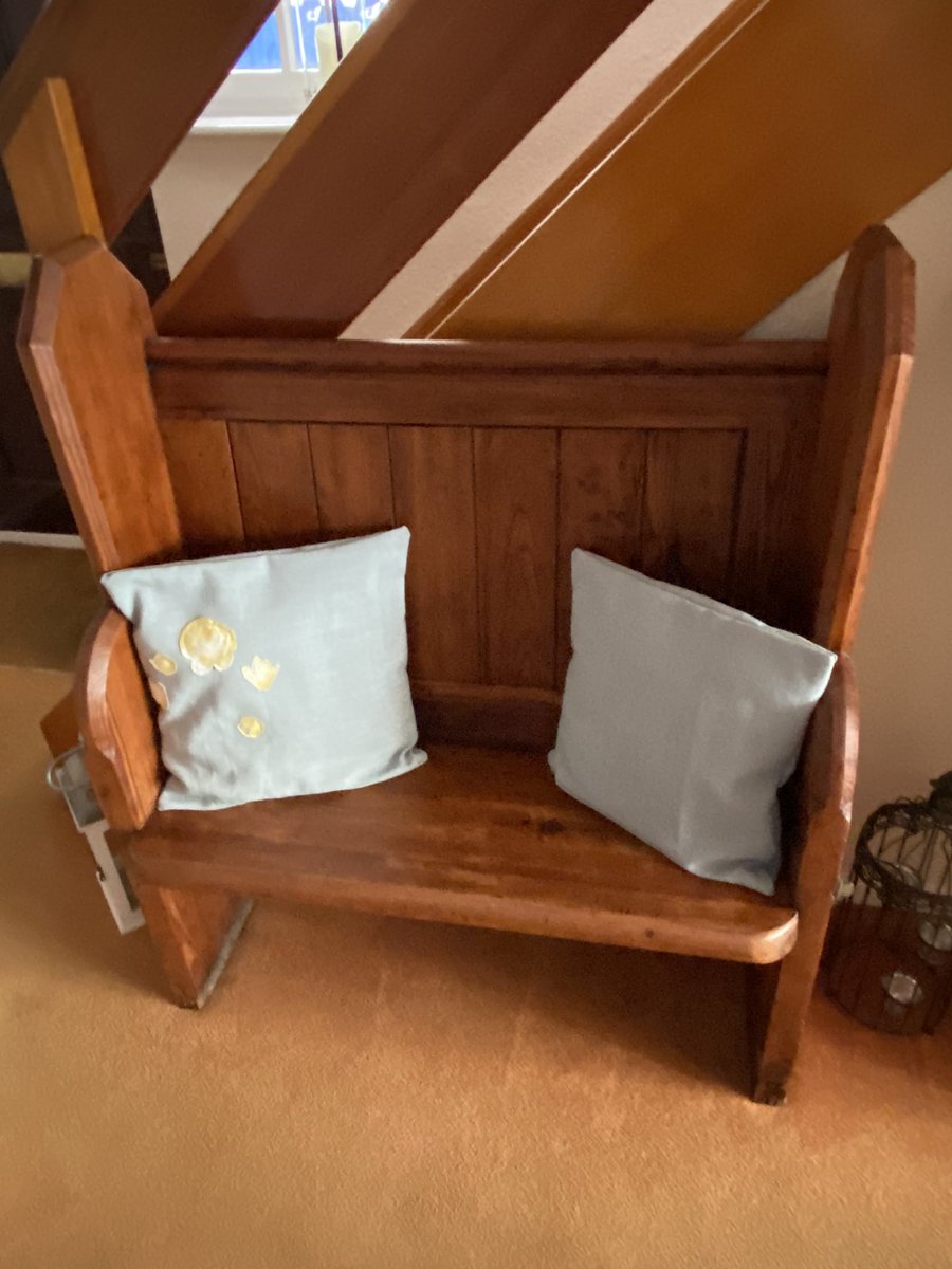 hannahhermes's tweet image. Enjoyable day sewing #lovesewing #singermachine