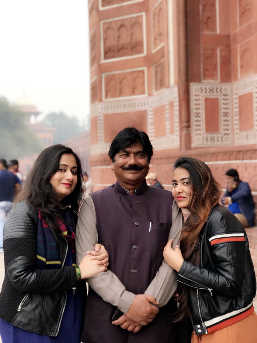 drwishu's tweet photo. Happy Father’s Day to best Dad and best person of the world...❤️😍🥰😘 love 💕 u Dad to the moon and back 🤗 https://t.co/N3usB6B56T