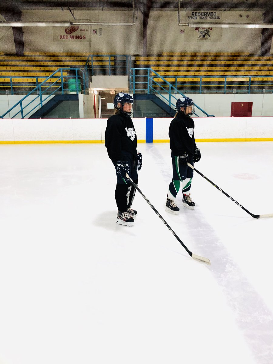 07Xcel's tweet photo. No better place to spend a Friday night!!! https://t.co/OBg1FM1Mjk