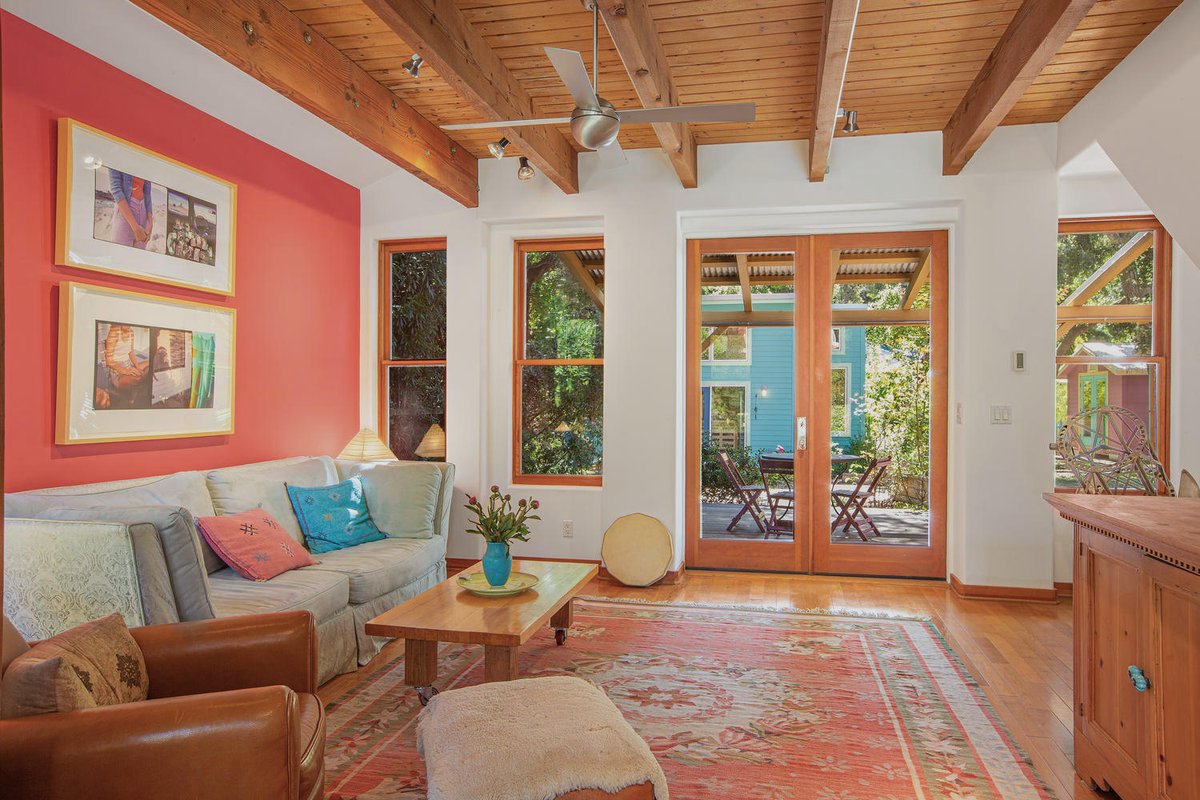 pritchettrapf's tweet photo. 1446 Bonnell Drive - For sale at $1,499,000
Listed by Christine Kapetan - (310) 804-8336
DRE# 01467320

360° VIRTUAL TOUR: https://t.co/9Ch5JeBiON

#topanga #topangarealestate #topangahome #topangahomes #topangare #pritchettrapf #pritchettrapfrealtors https://t.co/13ikqflEUy