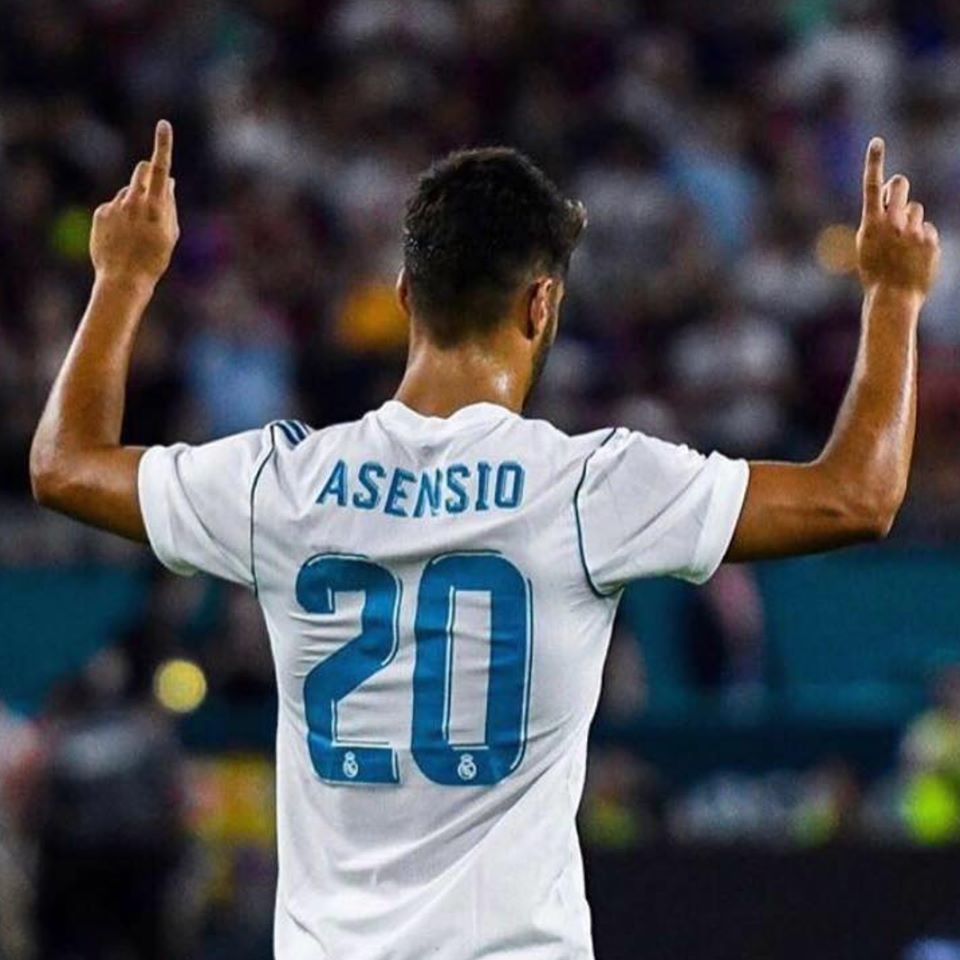 InvictosSomos's tweet photo. Marcó en su debut oficial con Real Madrid. Marcó en su debut de Liga, Copa, Champions y Supercopa con El Rey de Europa. Ha convertido en cuartos, semis y final de Champions. Goles en Clásicos. Y hoy, en su regreso tras 396 días, hizo un golazo. Tocado por la varita. ASENSIO. https://t.co/eMXfSVYL8h
